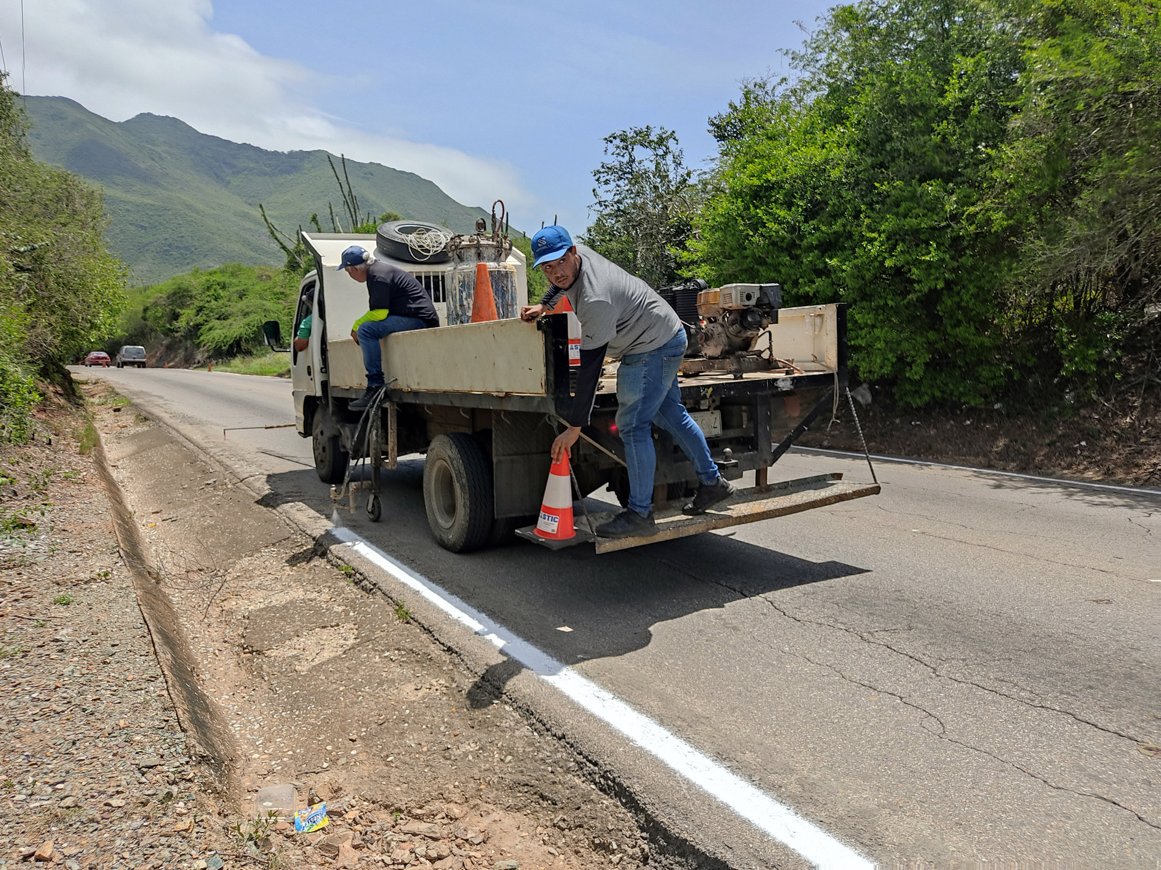 Invitrane Finaliz Rehabilitaci N Vial En La Carretera Los Robles La